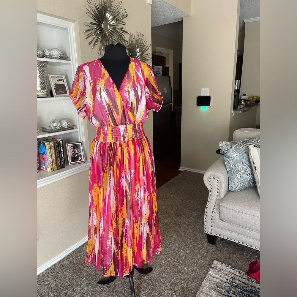 NWOT:  Lavita Floral Dress